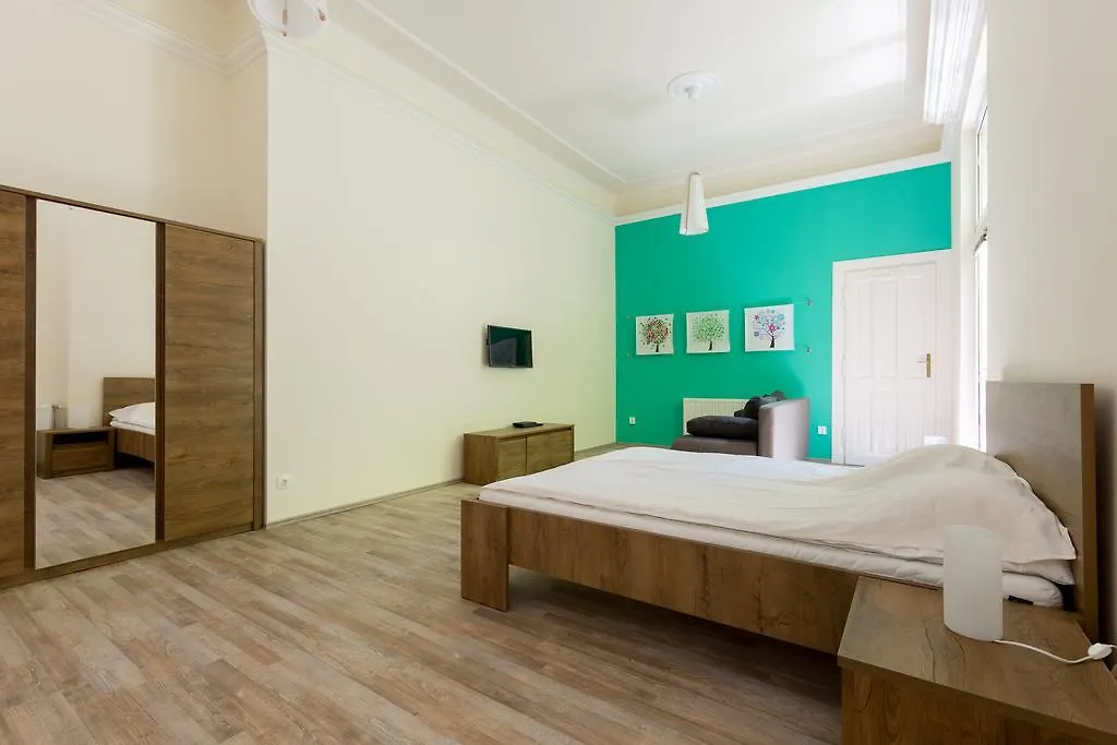 בודפשט Vaci Midtown Apartments 0*,  הונגריה